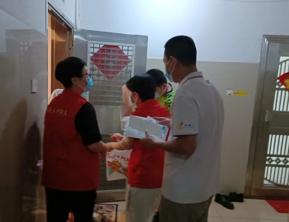 坚守本职齐继续——白云山永利集团公司财务职员战“疫”纪实